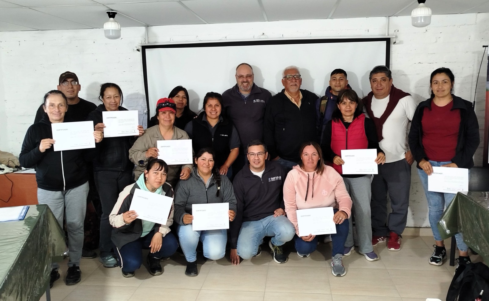 Se capacit&oacute; a monitoreadores de Chimpay para fortalecer el control de frutas frescas
