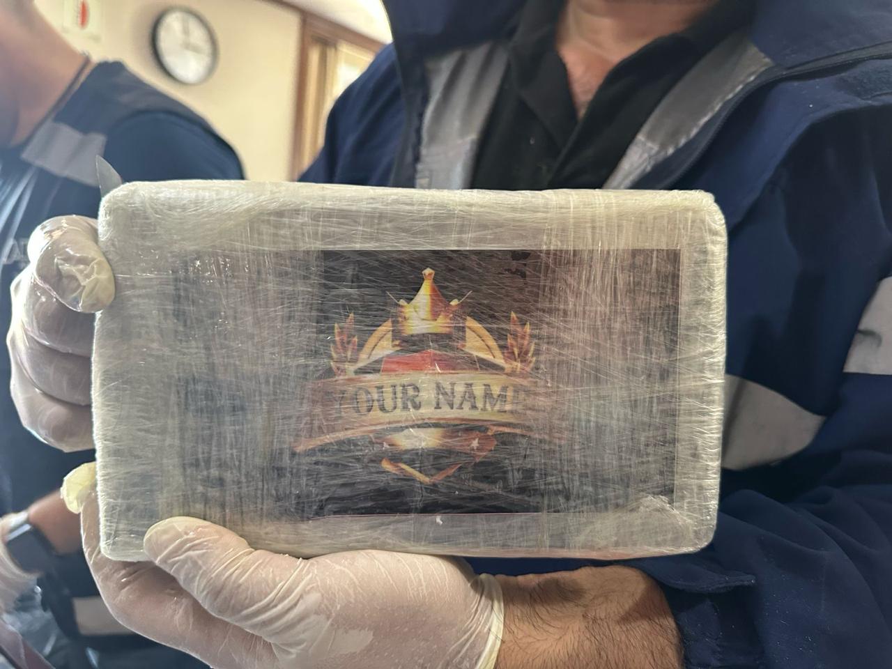 Se encontró droga en flotadores, boyas y paquetes preparados arrojados al agua para su posterior recolección.